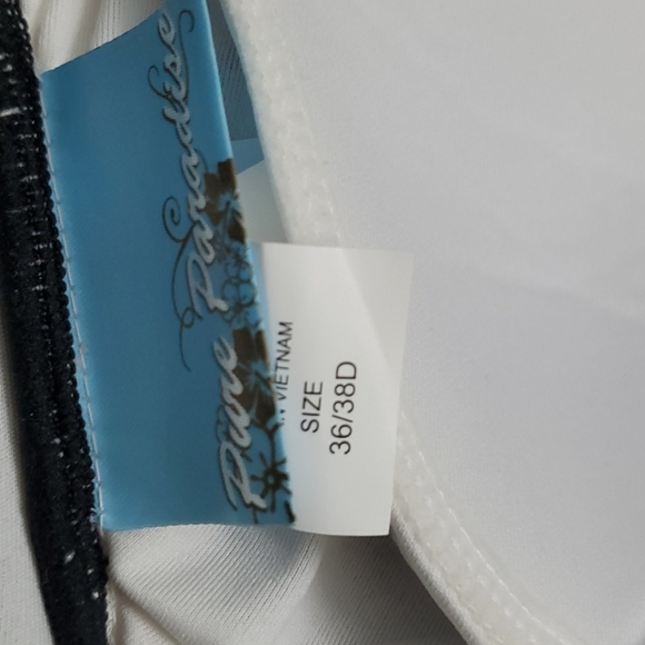 Pure Paradise swimwear - Picture 4 of 5